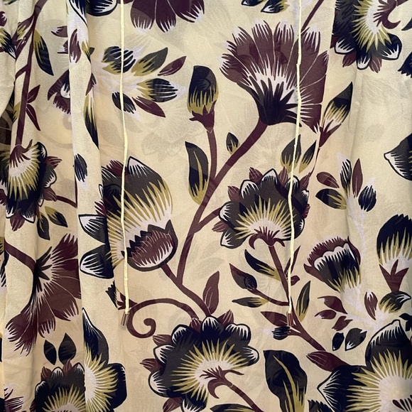 NET Ann Taylor Sheer V Neck Blouse Shirt Yellow Chocolate Black Size XL - Picture 6 of 11